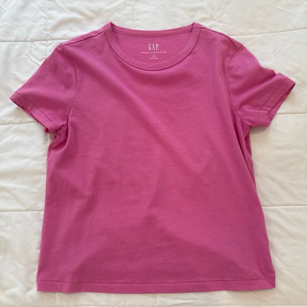 GAP Pink T-Shirt